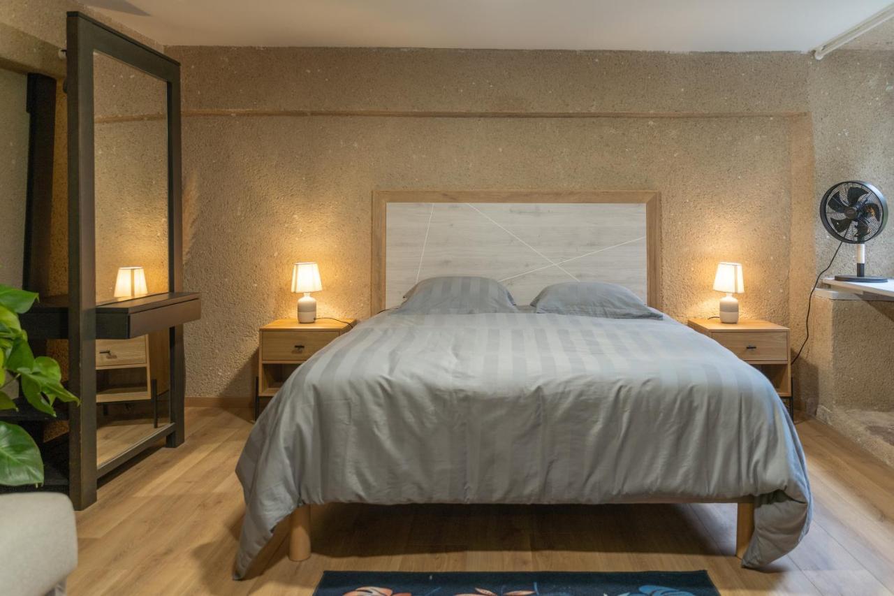 Le Place Du Bourg Appartement T2 Centre Historique Rodez Dış mekan fotoğraf